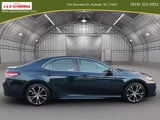 Used 2018 Toyota Camry SE image 6