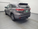 Used 2018 Toyota Highlander XLE image 5