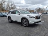New 2025 Nissan Pathfinder Platinum image 6
