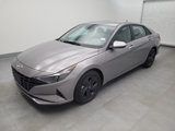 Used 2023 Hyundai Elantra SEL image 2