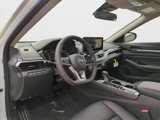 New 2024 Nissan Altima 2.0 SR image 3