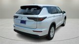 New 2025 Mitsubishi Outlander ES image 3