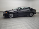 Used 2023 Nissan Altima 2.5 SV image 2