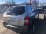 Used 2005 Hyundai Tucson LX image 3