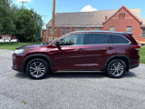 Used 2017 Toyota Highlander XLE image 5