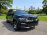 Used 2022 Jeep Grand Cherokee Limited image 3