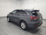 Used 2020 Kia Sorento LX image 3