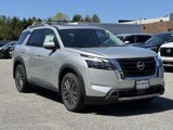 New 2025 Nissan Pathfinder SL w/ SL Premium Package image 2