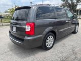Used 2015 Chrysler Town & Country Touring w/ Driver Convenience Group image 5