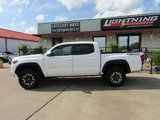 Used 2019 Toyota Tacoma TRD Off-Road image 2