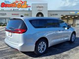 New 2026 Chrysler Pacifica Select image 3