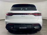 Certified 2024 Porsche Macan image 6