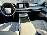 New 2025 Lincoln Aviator Reserve w/ Luxury Package image 3