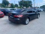 Used 2019 Toyota Camry LE image 5