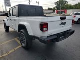 Certified 2023 Jeep Gladiator Overland image 5