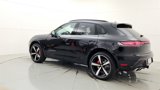 Certified 2025 Porsche Macan S image 3