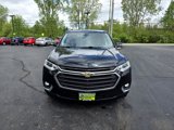 Used 2018 Chevrolet Traverse LT image 2