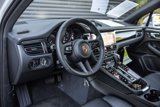 Used 2025 Porsche Macan image 4
