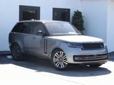 Used 2023 Land Rover Range Rover SE image 2