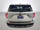 Used 2024 Ford Explorer XLT w/ Equipment Group 202A image 4