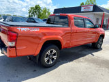 Used 2017 Toyota Tacoma TRD Off-Road image 5