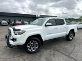 Used 2017 Toyota Tacoma Limited image 4