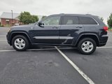 Used 2013 Jeep Grand Cherokee Laredo w/ Laredo E Group image 3