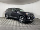 New 2025 Volkswagen Atlas SEL image 2