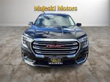 Used 2024 GMC Terrain SLT image 2