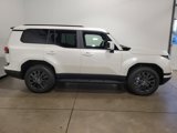 Used 2025 Lexus GX 550 image 3