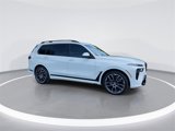 Used 2025 BMW X7 xDrive40i w/ Executive Package image 2