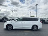 Used 2024 Chrysler Pacifica Pinnacle image 6