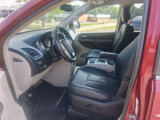 Used 2016 Chrysler Town & Country LX image 6