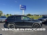 Used 2022 GMC Terrain SLE w/ Driver Convenience Package image 2