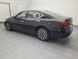 Used 2023 Nissan Altima 2.5 SV image 3