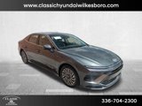 New 2025 Hyundai Sonata Limited image 3