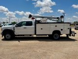 New 2025 Ford F550 4x4 SuperCab Super Duty image 2