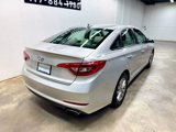 Used 2016 Hyundai Sonata SE image 3