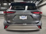 New 2025 Toyota Highlander Platinum image 3