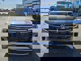 New 2025 Volkswagen Atlas Peak Edition SE image 2