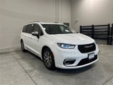 New 2025 Chrysler Pacifica Pinnacle image 4