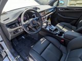 New 2026 Porsche Macan image 4