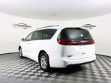 Certified 2021 Chrysler Pacifica Touring-L image 6