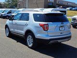 Used 2016 Ford Explorer XLT w/ Equipment Group 202A image 3