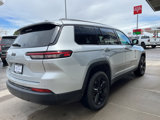 Used 2023 Jeep Grand Cherokee L Laredo image 5