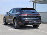 Certified 2025 Porsche Macan image 3
