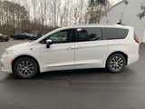 New 2025 Chrysler Pacifica Pinnacle image 2