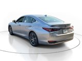 New 2025 Lexus ES 300h w/ Premium Package image 3
