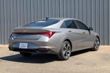 Used 2022 Hyundai Elantra Limited image 3