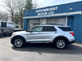 Used 2020 Ford Explorer XLT w/ Equipment Group 202A image 3